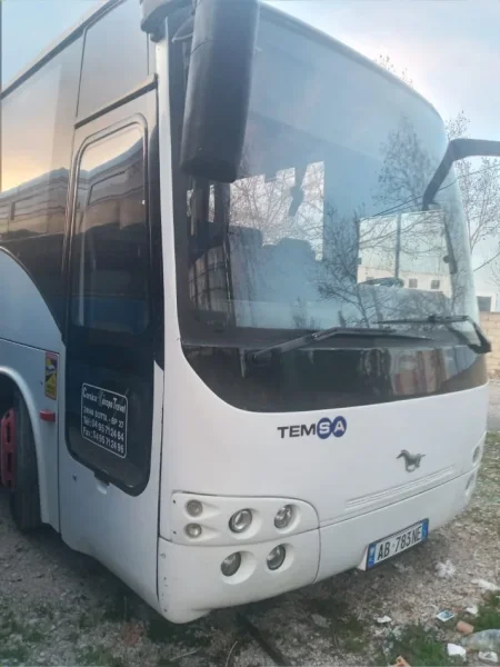 Tirane, shitet Autobuz 50+1 vende, Temsa Safari Nafte, e bardhë manuale Kondicioner
