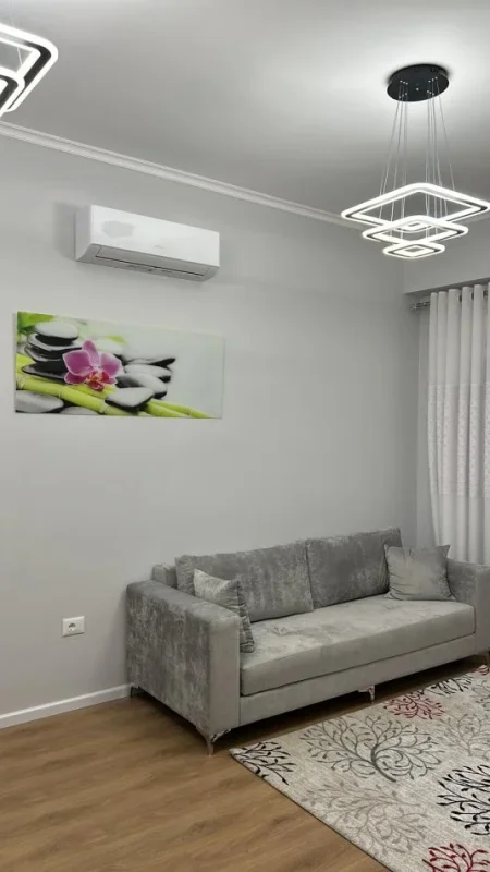 Tirane, shes apartament 1+1+Ballkon Kati 1, 56 m² 85.000 € (KOMPLEKSI KAIMI)