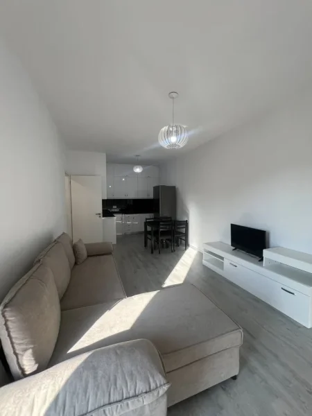 Tirane, jepet me qera 1+1 Kati 8, 70 m² 500 € (Xhanfize keko)