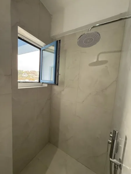 Tirane, shes apartament 1+1+Ballkon Kati 3, 60 m² 85.000 € (Rruga Dalip Topi)