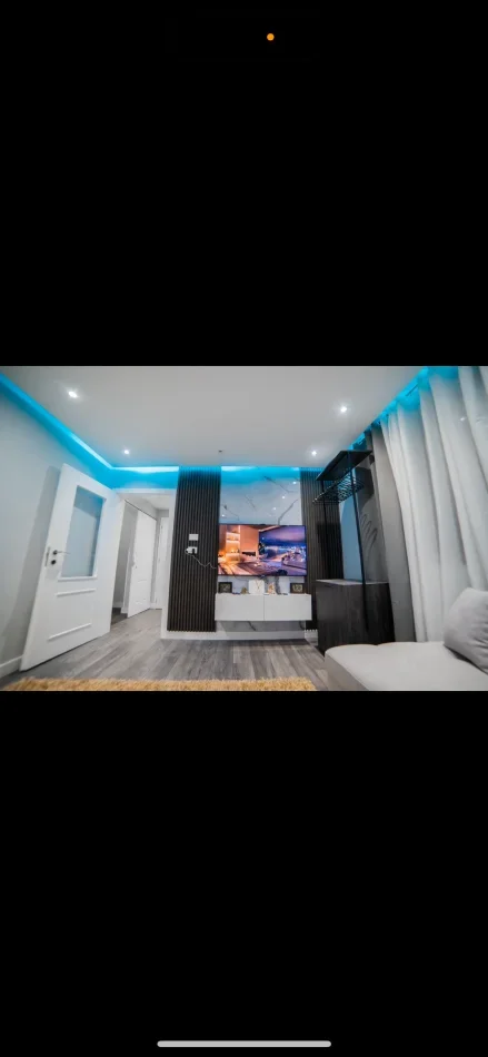 Tirane, jap me qera apartament 2+1 Kati 0, 70 m² 600 €