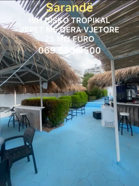 Sarande, jepet me qera vjetore ish Disko Tropikal, 1.200 m² 25.000 € (Sarande)