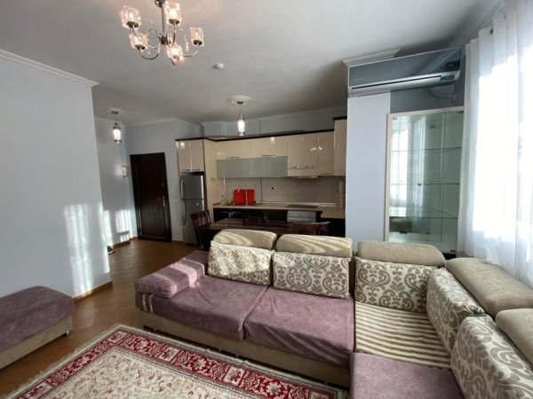 Tirane, jepet me qera apartament 2+1+Ballkon Kati 5, 86 m² 360 € (Rruga Ardeno-Fushe Mezez)