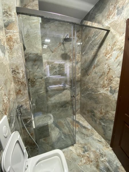 Tirane, jepet me qera apartament 2+1+Ballkon Kati 5, 86 m² 360 € (Rruga Ardeno-Fushe Mezez)
