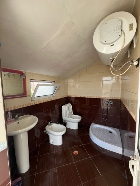 Tirane, jepet me qera apartament 1+1+Aneks+Ballkon Kati 4, 55 m² 270 € (Sabri Tofiku)