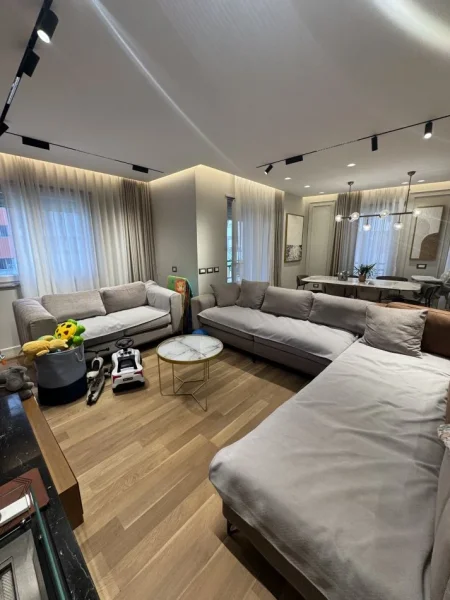 Tirane, shitet apartament duplex 2 Katshe Kati 1, 140 m² 240.000 € 