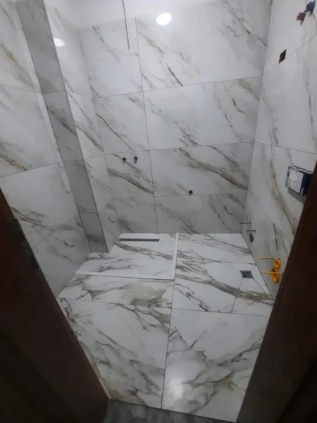 Tirane, ofroj Shtrime veshje pllakash punime mermeri