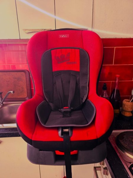 Tirane, Shes sexhlino per femije 40 €