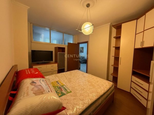 Tirane, jepet me qera apartament 2+1 Kati 6, 104 m² 750 € (myslym shyrri)
