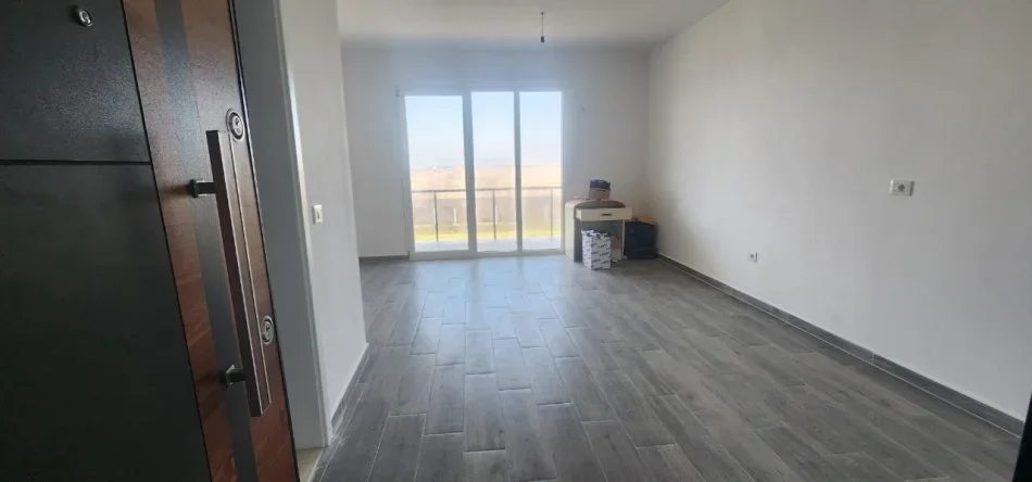 Tirane, shitet vetem 1 dhome 1+1 Kati 1, 49 m² 59.000 € (NE TALE (LEZHE))