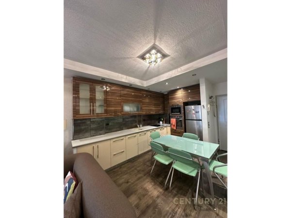 Tirane, jepet me qera apartament 2+1 Kati 3, 90 m² 650 € (TEFTA TASHKO KOCO)
