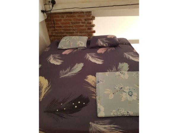 Tirane, jepet me qera apartament 1+1 Kati 3, 50 m² 550 € (Rruga e Kavajes)