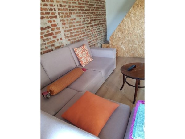 Tirane, jepet me qera apartament 1+1 Kati 3, 50 m² 550 € (Rruga e Kavajes)