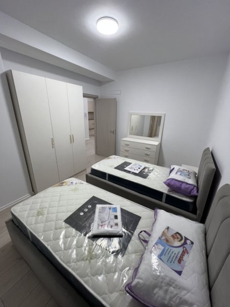 Tirane, jepet me qera apartament 2+1+Aneks+Ballkon Kati 9, 100 m² 600 € (kompleksi river residence)