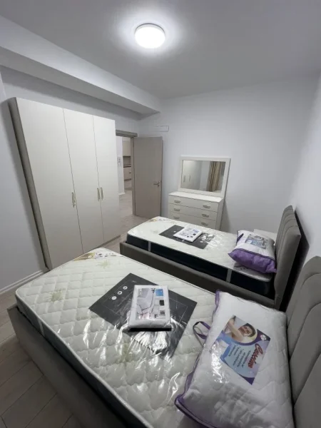 Tirane, jepet me qera apartament 2+1+Aneks+Ballkon Kati 9, 100 m² 600 € (kompleksi river residence)