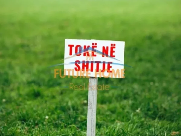 Tirane, shitet toke , 4.000 m² 325.000 € (Autostrada Tirane-Durres)