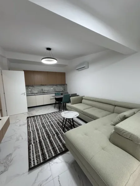 Tirane, jepet me qera apartament 1+1 Kati 2, 65 m² 450 € (Astir prane rossinit)