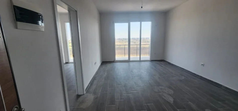 Lezhe, shitet apartament 1+1 Kati 1, 93 m² 111.600 € (ne Tale)
