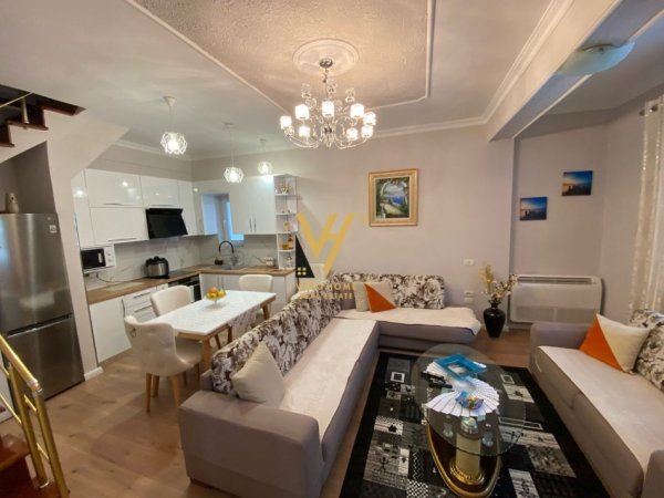 Tirane, jepet me qera apartament 3+1+Ballkon Kati 2, 110 m² 650 € (SELITE)