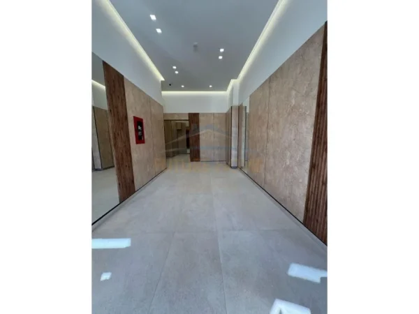 Tirane, shitet 2+1+Ballkon Kati 1, 130 m² 287.000 € (Kopshti Zoologjik),  Garden Residence by Salillari