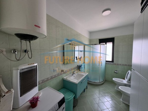 Tirane, shitet apartament 1+1+Ballkon Kati 11, 85 m² 160.000 € (Rruga e Kavajes)