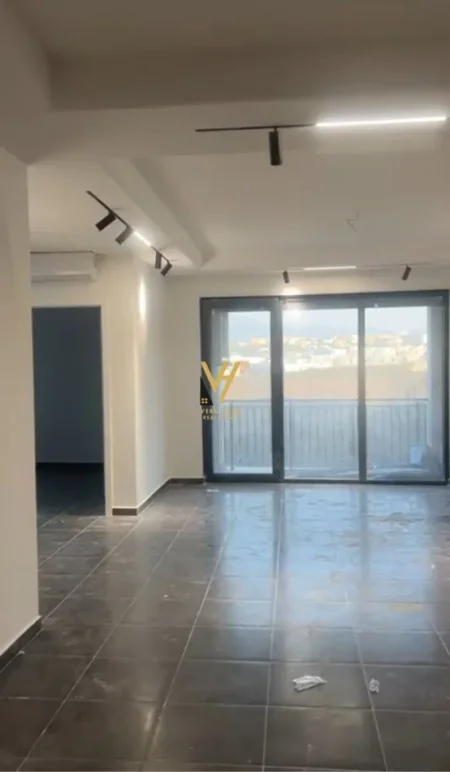 Tirane, shitet apartament 3+1+Ballkon Kati 5, 146 m² 286.100 € (LIQENI I THATE)