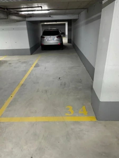 Tirane, shitet garazh Kati -2, 17 m² 42.000 € (RRUGA E KAVAJES)