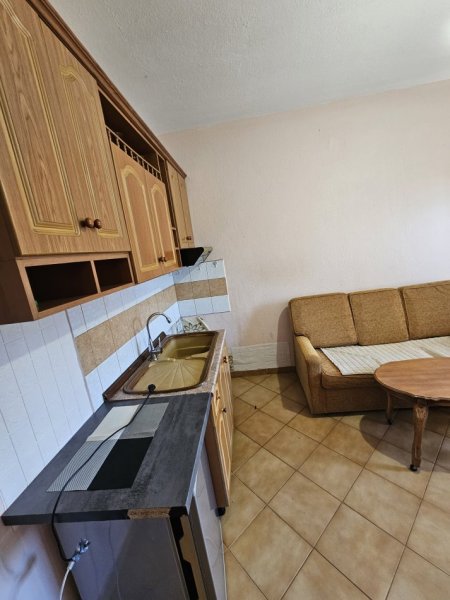 Tirane, jepet me qera apartament 2+1 Kati 3, 83 m² 350 € (5 maj)