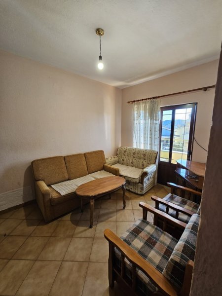 Tirane, jepet me qera apartament 2+1 Kati 3, 83 m² 350 € (5 maj)