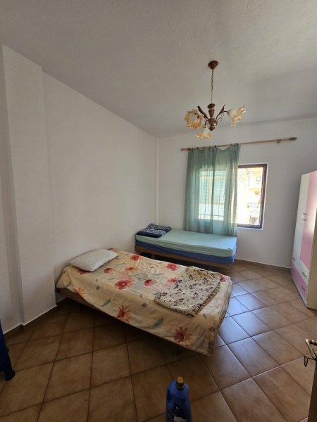 Tirane, jepet me qera apartament 2+1 Kati 3, 83 m² 350 € (5 maj)