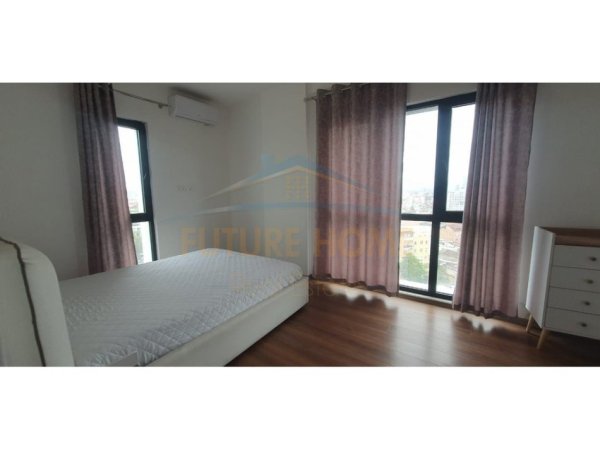 Tirane, jepet me qera apartament 1+1+Ballkon Kati 10, 60 m² 600 € (Farmacia 10)