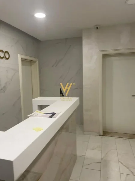 Tirane, jepet me qera ambjent biznesi Kati 5, 364 m² 2.800 € (KTHESA E KAMZES)