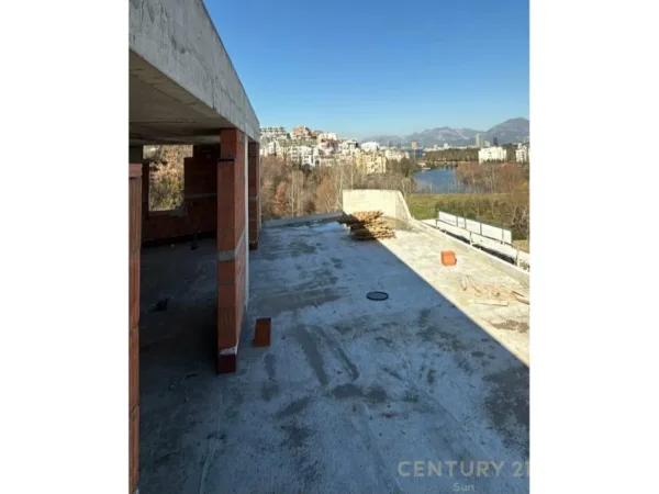 Tirane, shes apartament 2+1+Aneks+Ballkon Kati 2, 118 m² 235.000 € (LIQENI I THATE)