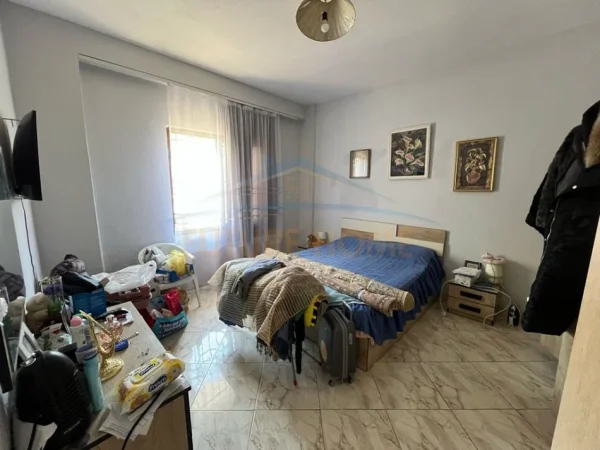 Tirane, shitet shtepi 1 Katshe Kati 0, 165 m² 160.000 € (Rruga Myslym Keta)