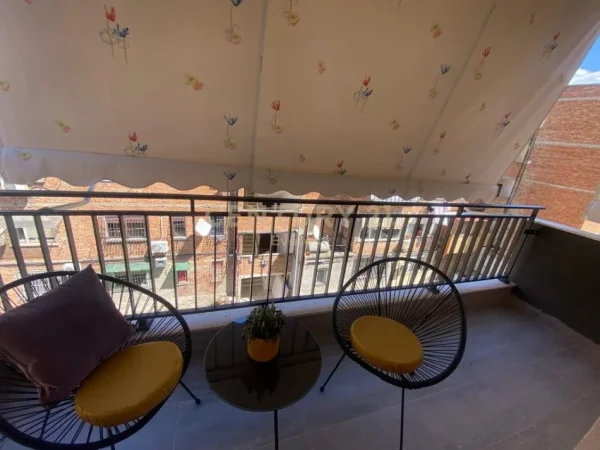 Tirane, shes apartament 2+1+Aneks+Ballkon Kati 3, 107 m² 285.000 € (Pazari i Ri)