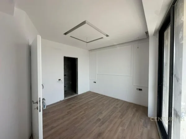 Tirane, shes apartament 3+1+Aneks+Ballkon Kati 8, 140 m² 320.000 € (Mine Peza)