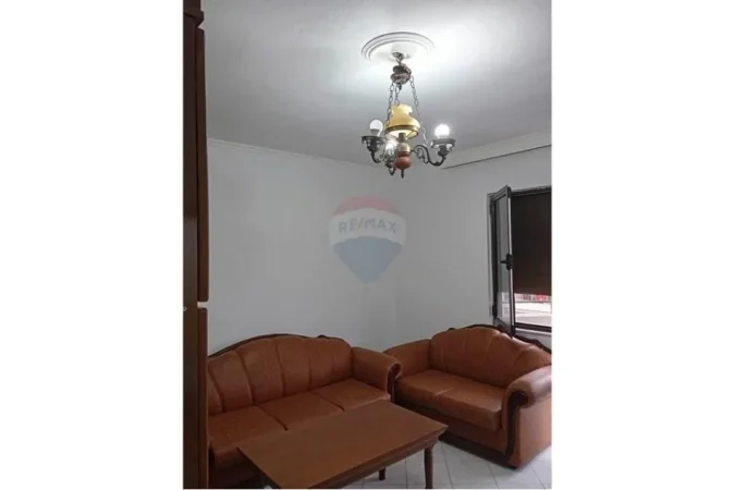 Durres, shitet apartament 1+1 Kati 7, 58.000 € (DURRES)