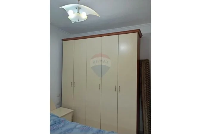 Durres, shitet apartament 1+1 Kati 7, 58.000 € (DURRES)