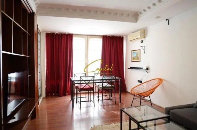 Tirane, jepet me qera apartament 1+1 Kati 2, 70 m² 1.000 € (QENDER)