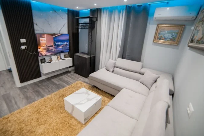 Tirane, jepet me qera apartament 2+1 Kati 1, 80 m² 600 € (Frosina plaku)