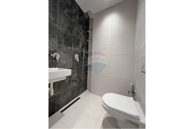 Tirane, shitet apartament 2+1 Kati 6, 91 m² 185.000 € (Astir)