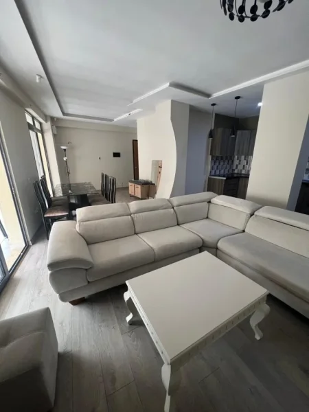 Tirane, shitet apartament 2+1+Ballkon Kati 6, 89 m² 135.000 € (Astir)