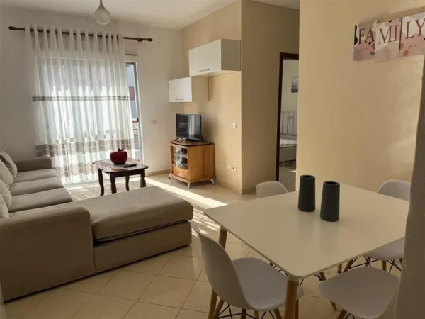Tirane, jepet me qera apartament 1+1+Ballkon Kati 6, 65 m² 450 € (rruga Teodor Keko)