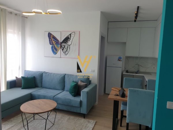Tirane, jepet me qera apartament 1+1+Ballkon Kati 3, 70 m² 470 € (ISH FUSHA E AVIACIONIT)