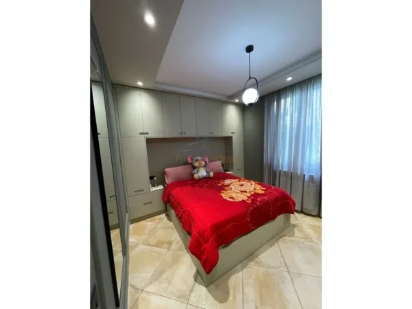 Tirane, shitet apartament 1+1+Ballkon Kati 2, 66 m² 127.000 € (Kodra e Diellit)