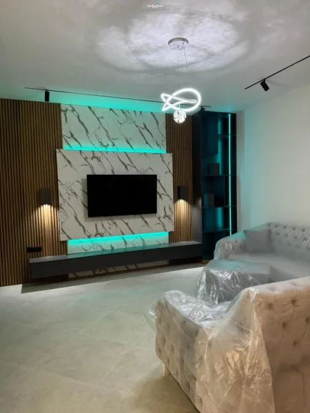 Tirane, jepet me qera Vile 2 Katshe Kati 1, 200 m² 1.500 € (tegu)