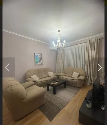 Tirane, jepet me qera apartament 2+1+Ballkon Kati 4, 100 m² 450 € (Rruga besim alla)