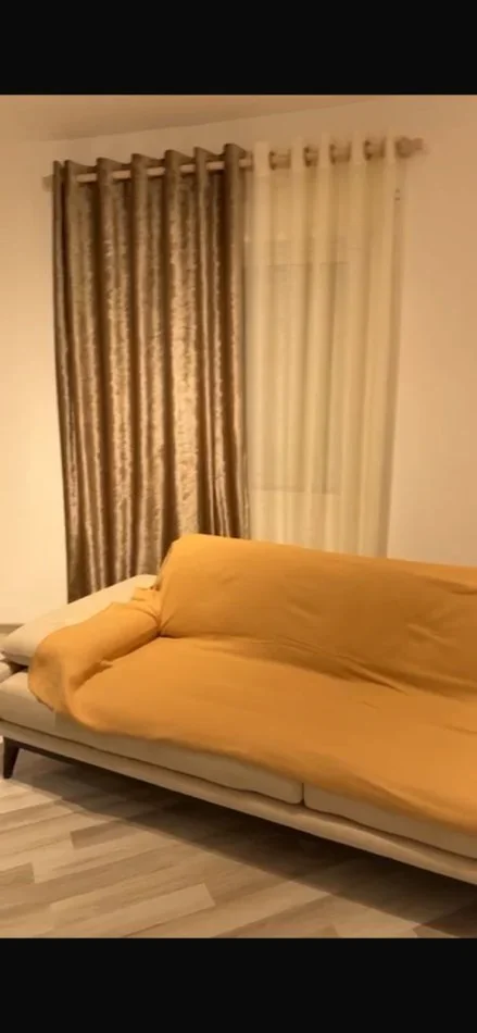 Tirane, jepet me qera apartament 1+1 Kati 2, 81 m² 350 € (Jepet me Qera Super Apartamenti 1+1 ne Fresk)