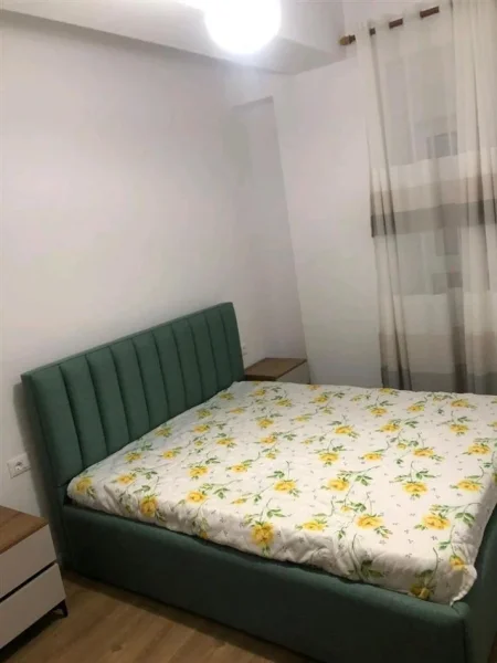 Tirane, jepet me qera apartament 1+1+Ballkon Kati 3, 60 m² 400 € (Ali demi (Kompleksi Kaimi ))