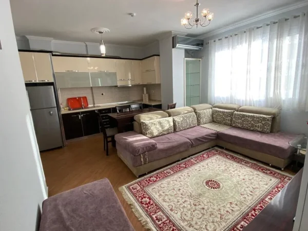Tirane, jepet me qera apartament 2+1 Kati 5, 86 m² 400 € (fushe mezez)